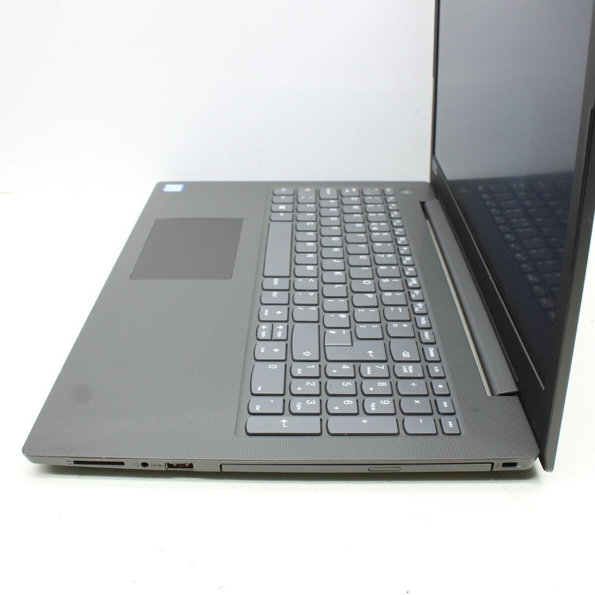 Lenovo V130-15IKB Type 81HN med Windows 11